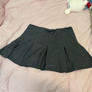Grey pleated skirt from cider
